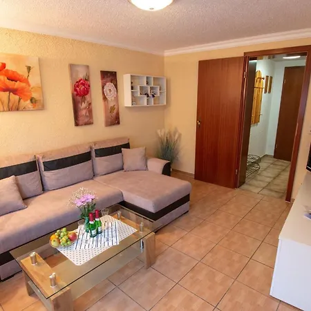 아파트 Langfeld, Christa *